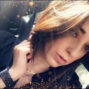 Meet your Posher, Natalie